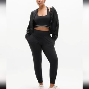 Athleta Salutation High Rise Black Jogger Size 2X